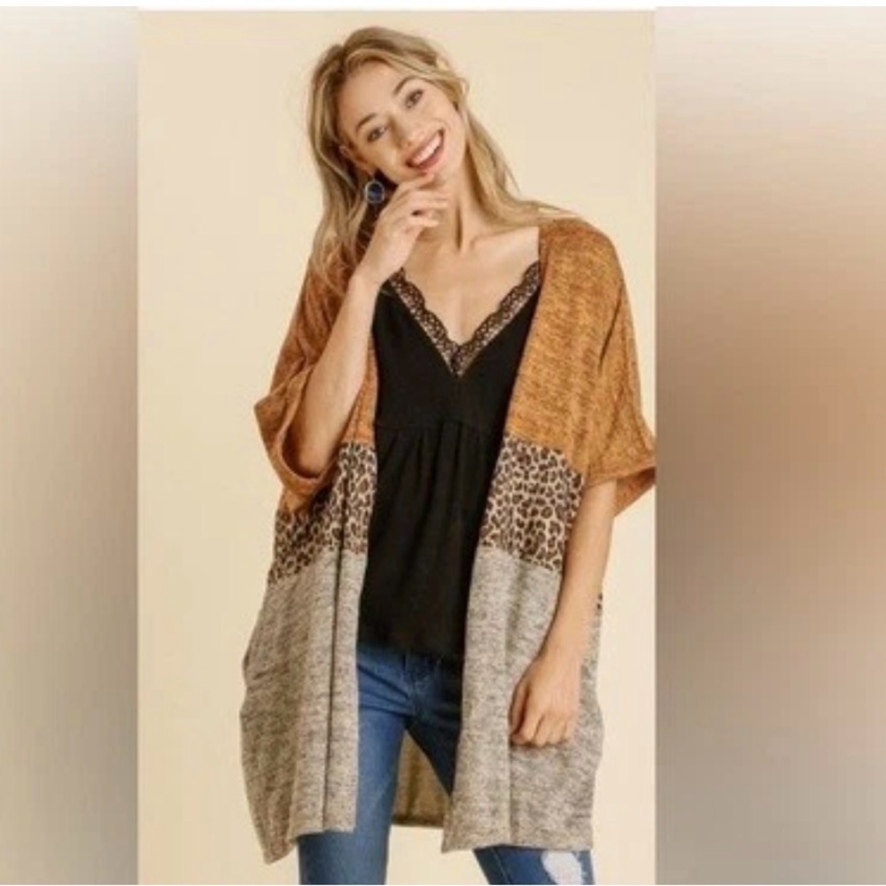 Umgee Half Sleeve Cardigan Colorblock Animal Print New
